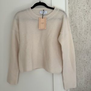 Brand new beautiful cropped La Ligne sweater